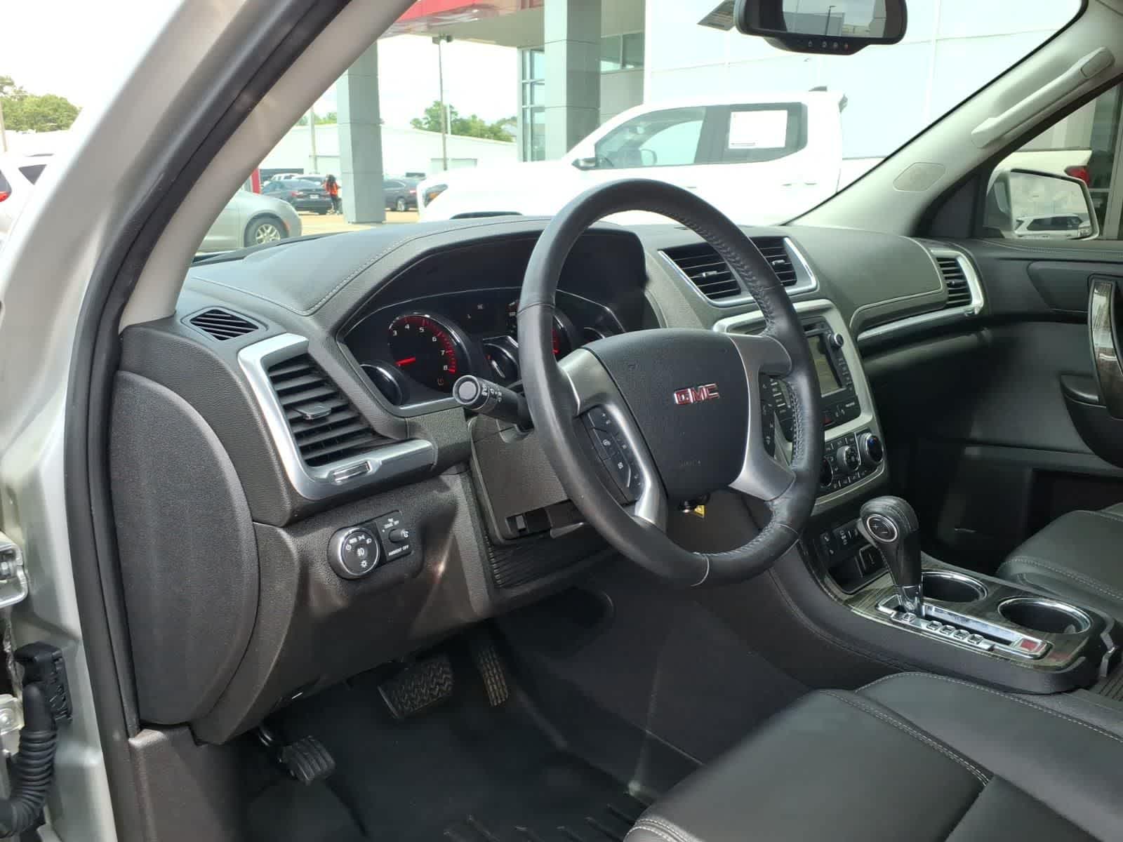 Thumbnail: 2017 GMC Acadia - 11