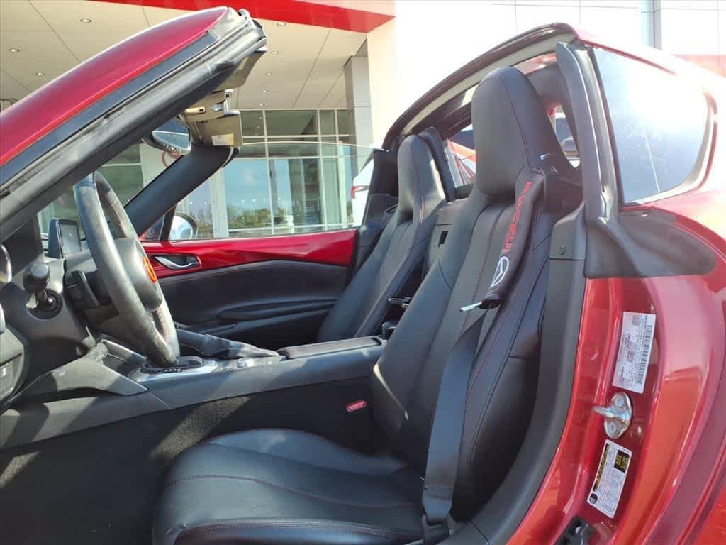 Thumbnail: 2019 Mazda MX-5 Miata - 26
