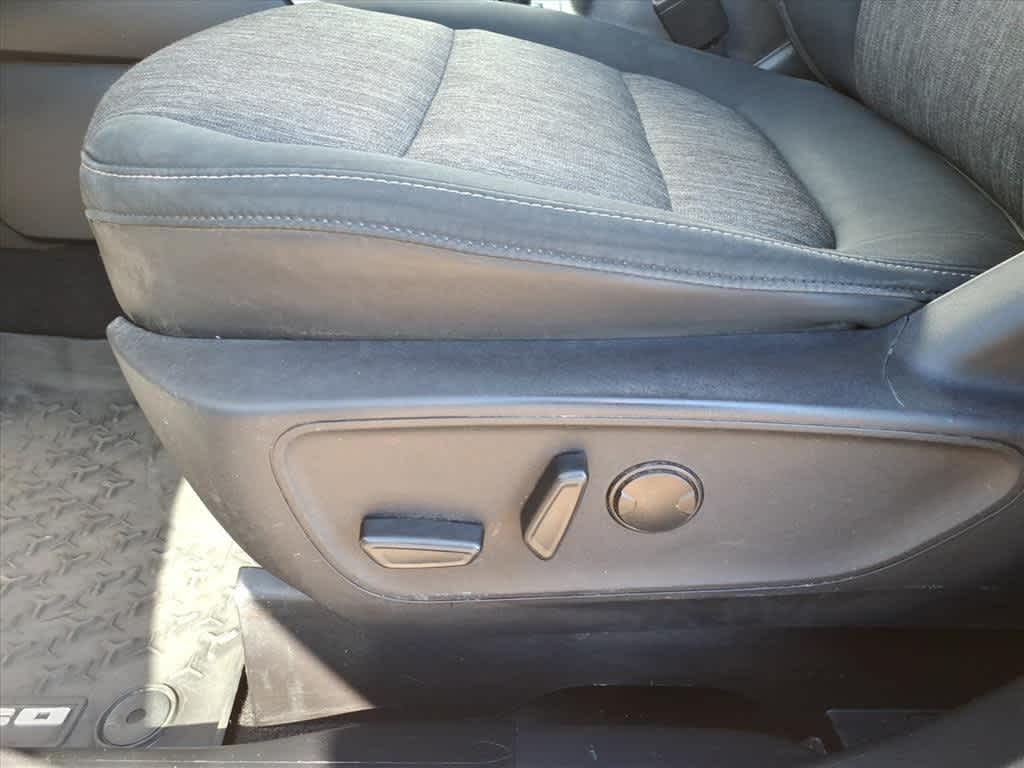 Thumbnail: 2022 Ford Bronco Sport - 12