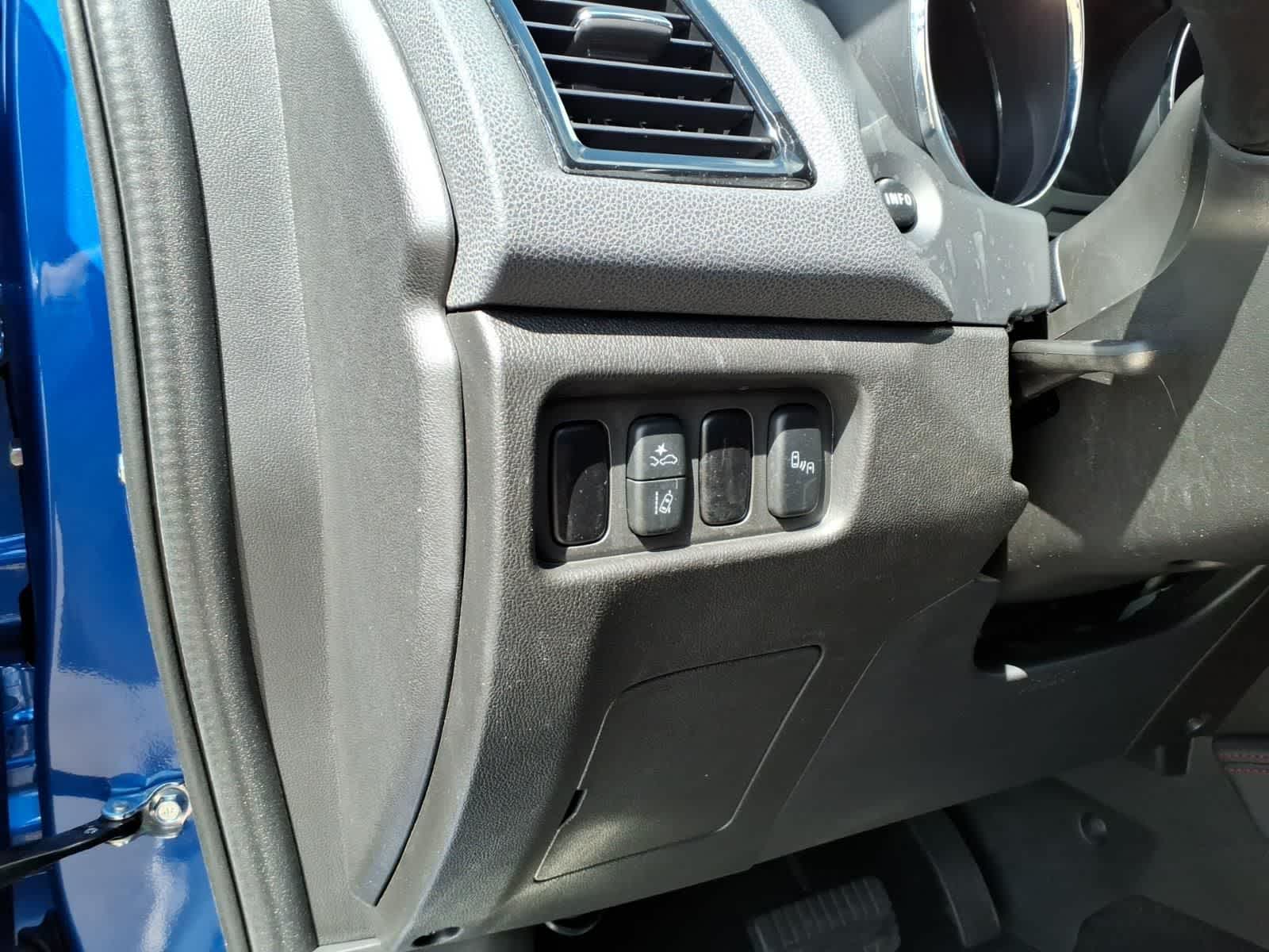 Thumbnail: 2022 Mitsubishi Outlander Sport - 13