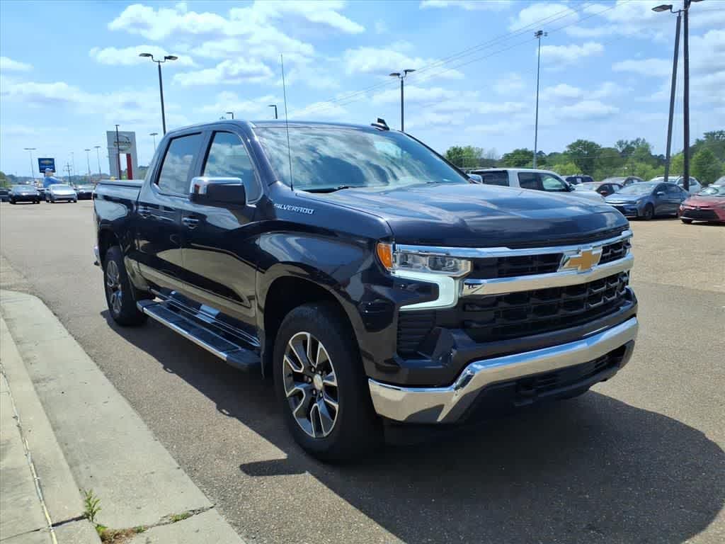 Thumbnail: 2024 Chevrolet Silverado 1500 - 3