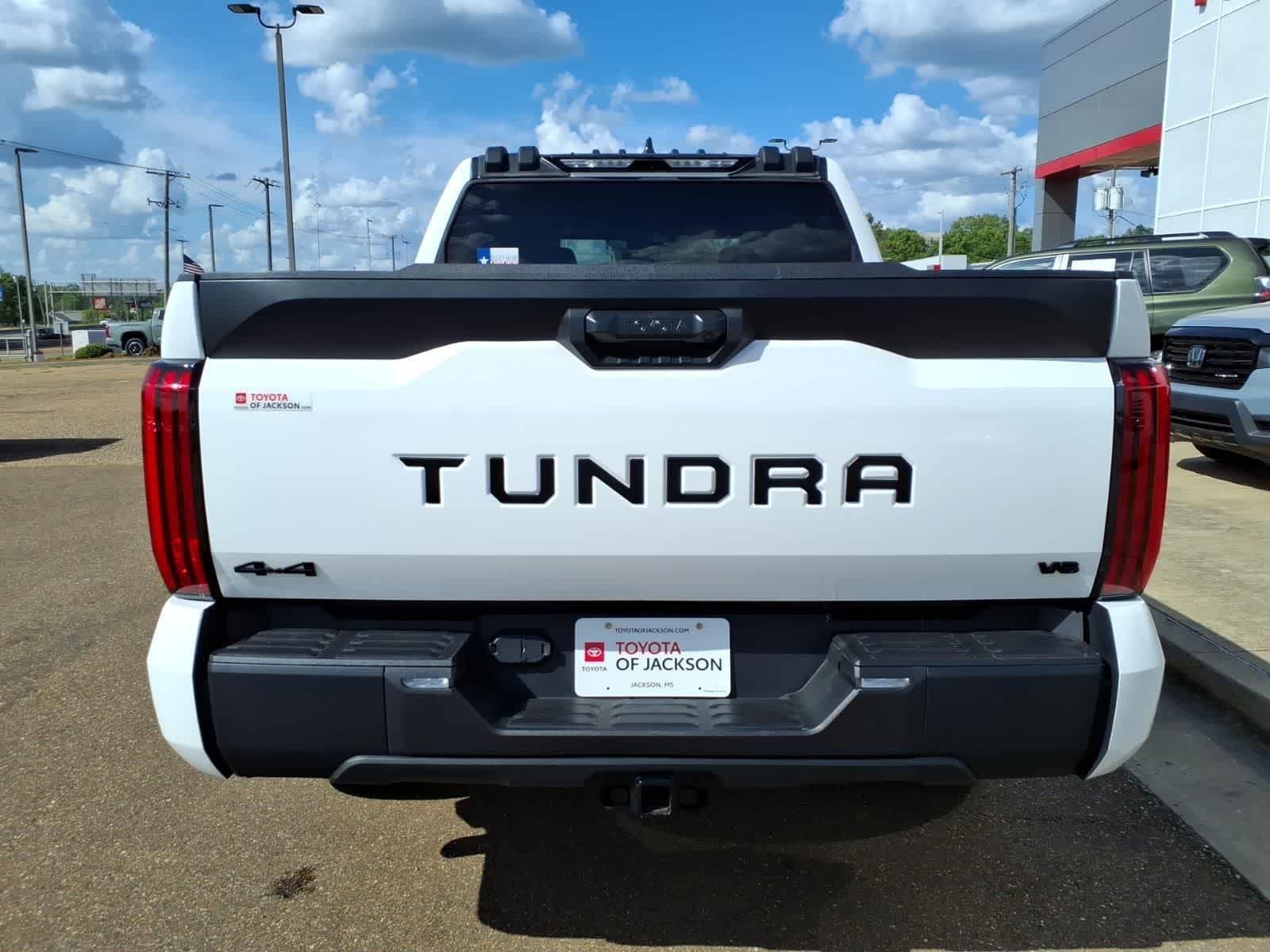 Thumbnail: 2025 Toyota Tundra - 6