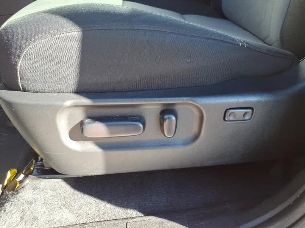 Thumbnail: 2023 Toyota Tacoma - 12