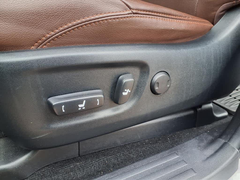 Thumbnail: 2022 Toyota 4Runner - 13