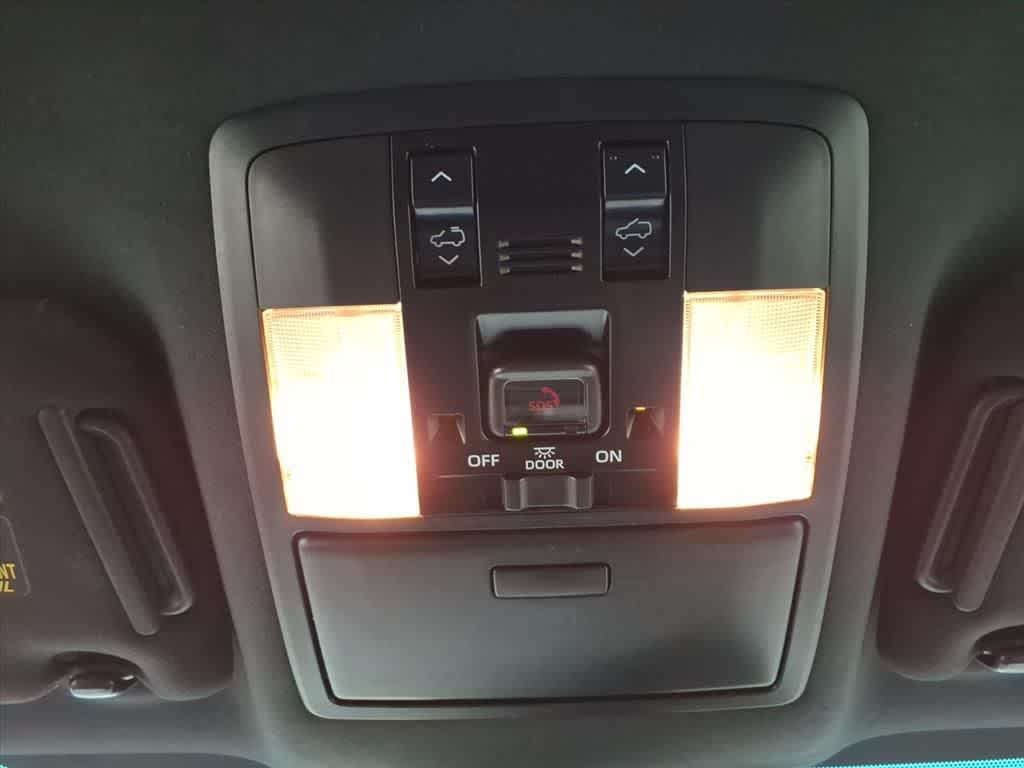 Thumbnail: 2023 Lexus GX - 25