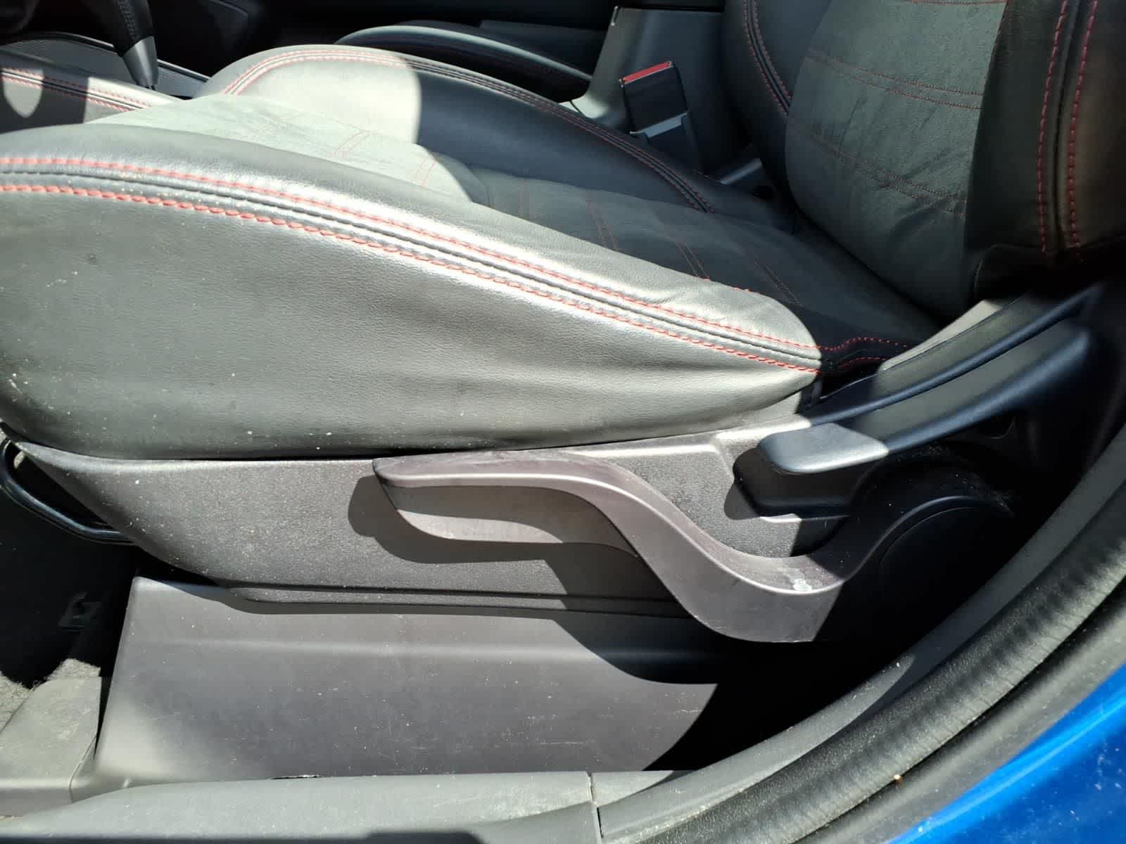 Thumbnail: 2022 Mitsubishi Outlander Sport - 11