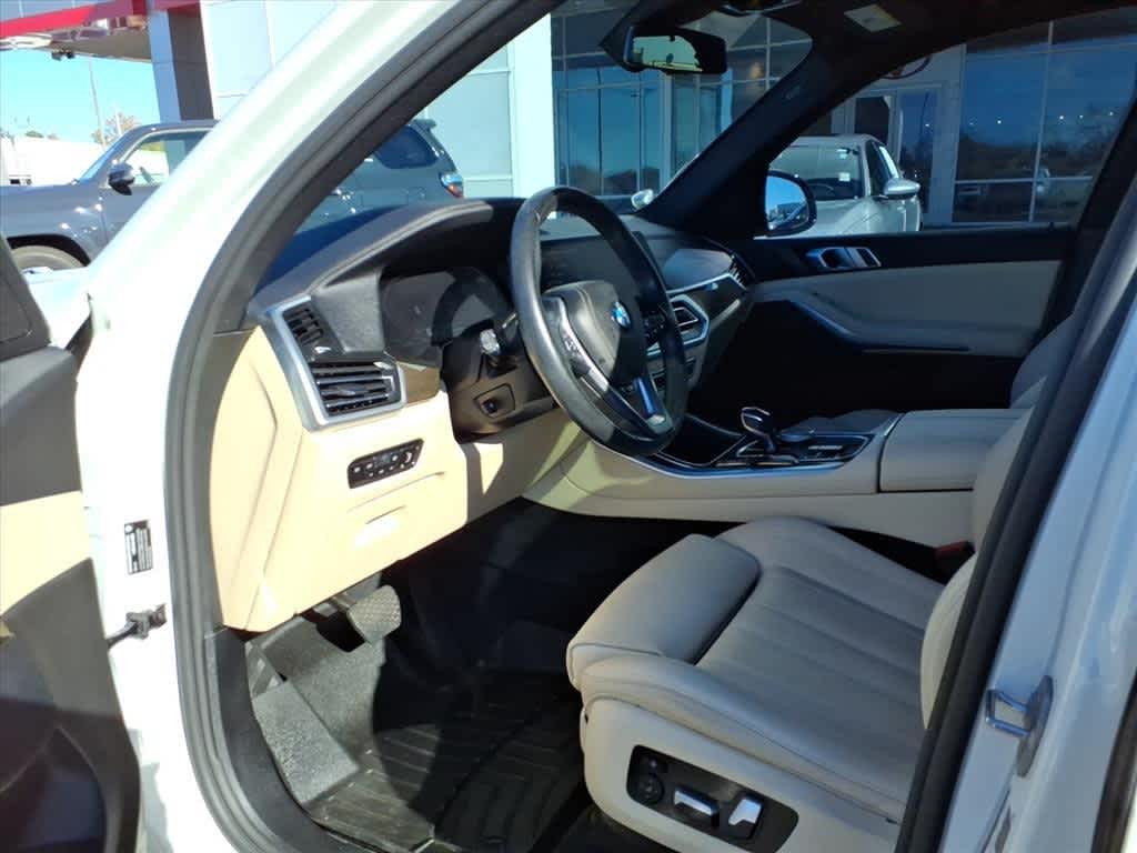 Thumbnail: 2021 BMW X5 - 11