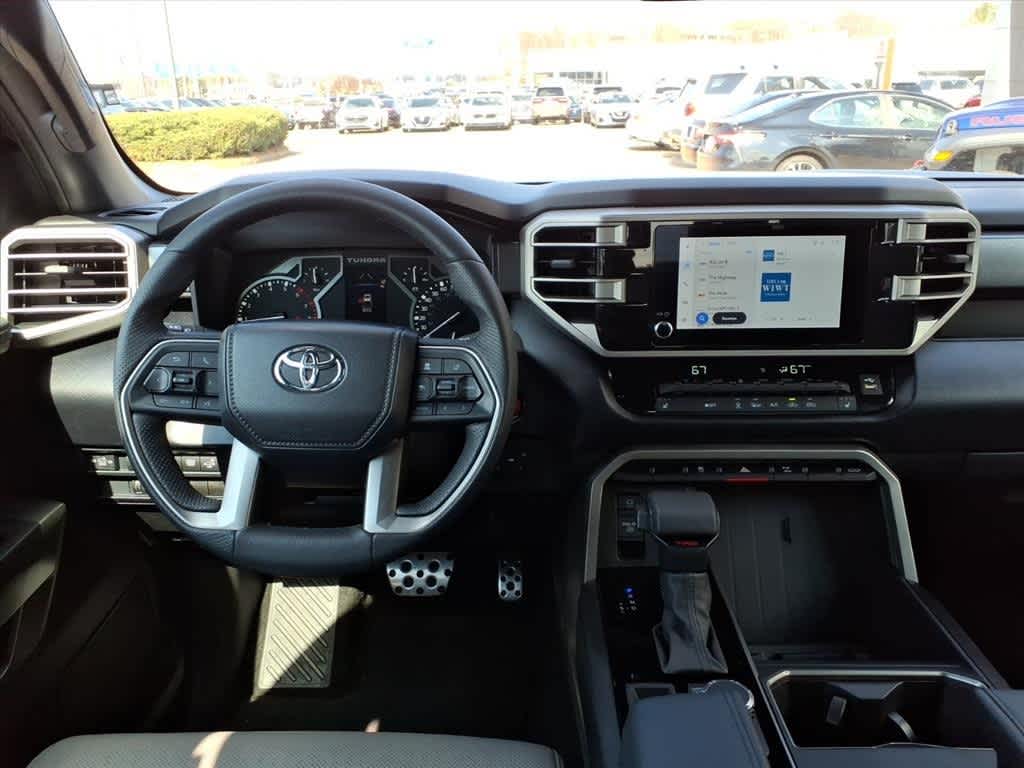 Thumbnail: 2025 Toyota Tundra - 9