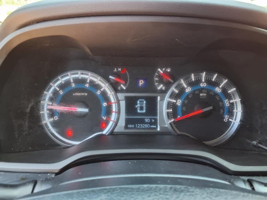 Thumbnail: 2019 Toyota 4Runner - 17