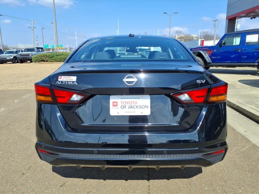 Thumbnail: 2024 Nissan Altima - 6