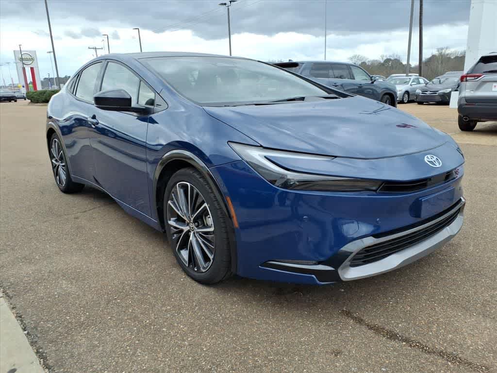 Thumbnail: 2025 Toyota Prius - 3