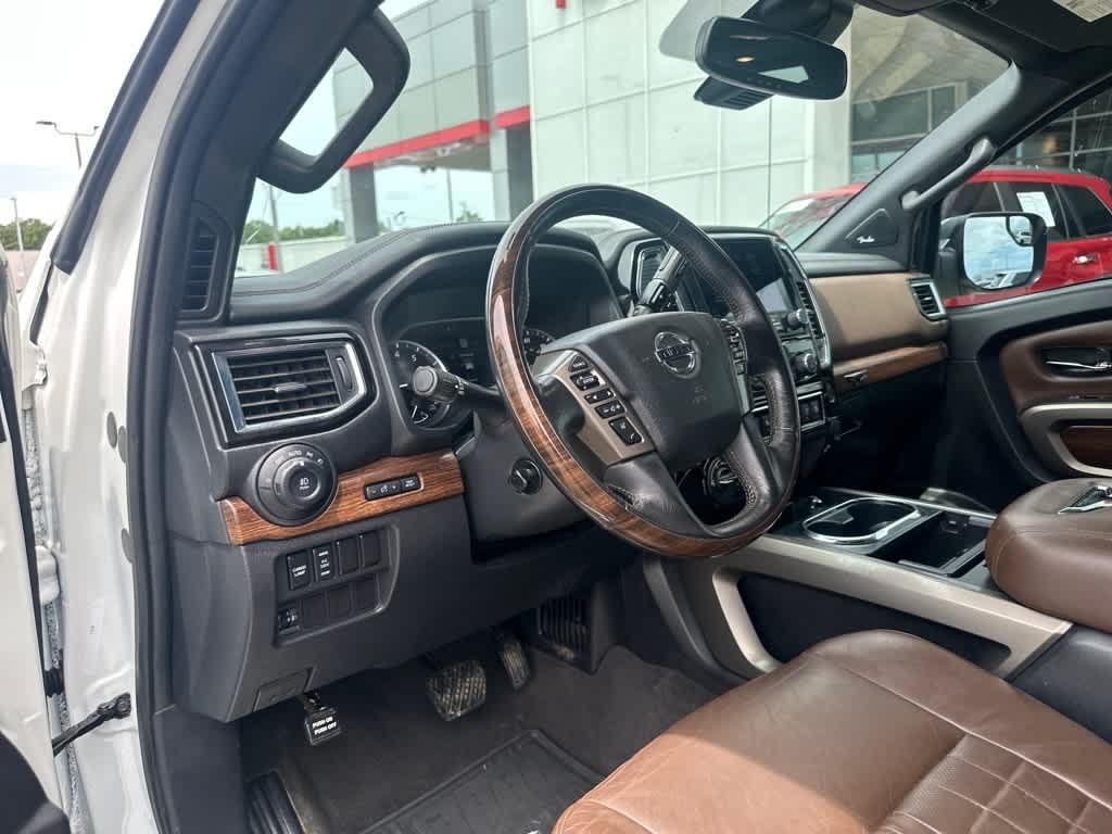 2021 Nissan Titan Platinum Reserve 10