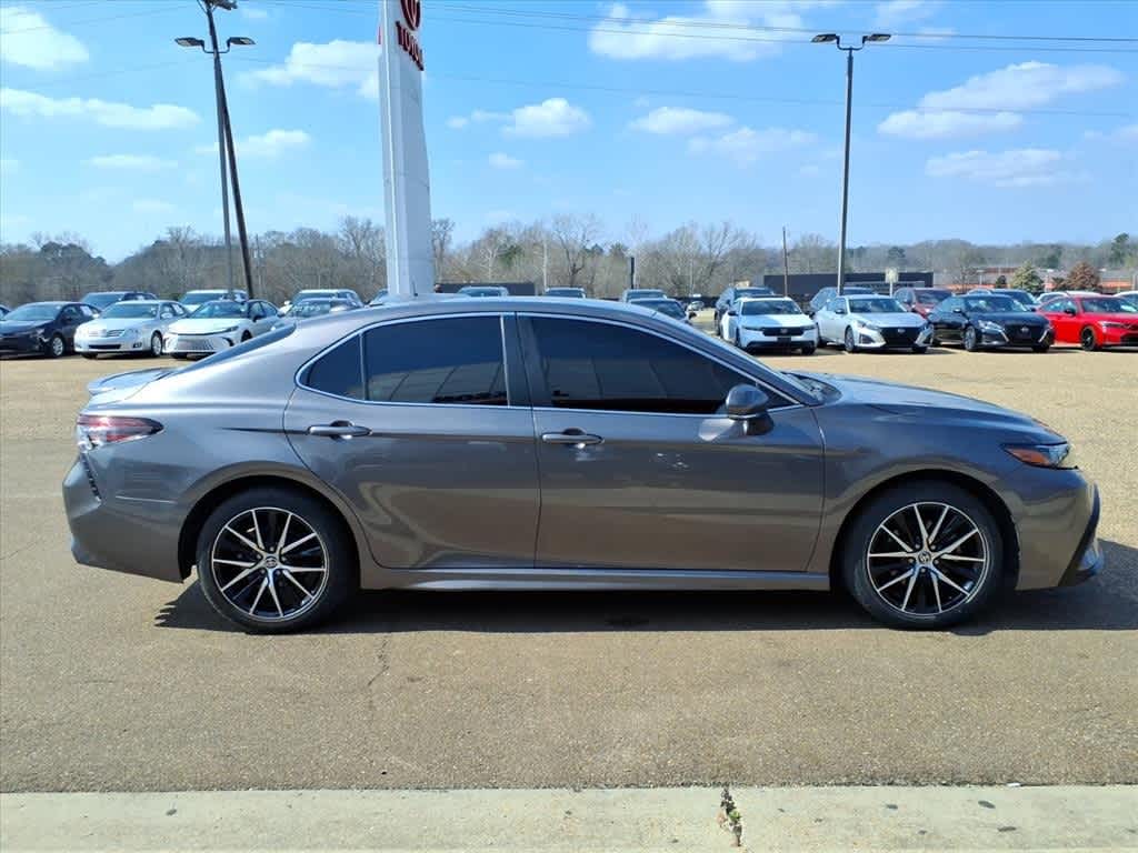 Thumbnail: 2023 Toyota Camry - 4