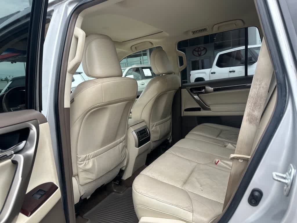 Thumbnail: 2014 Lexus GX - 28
