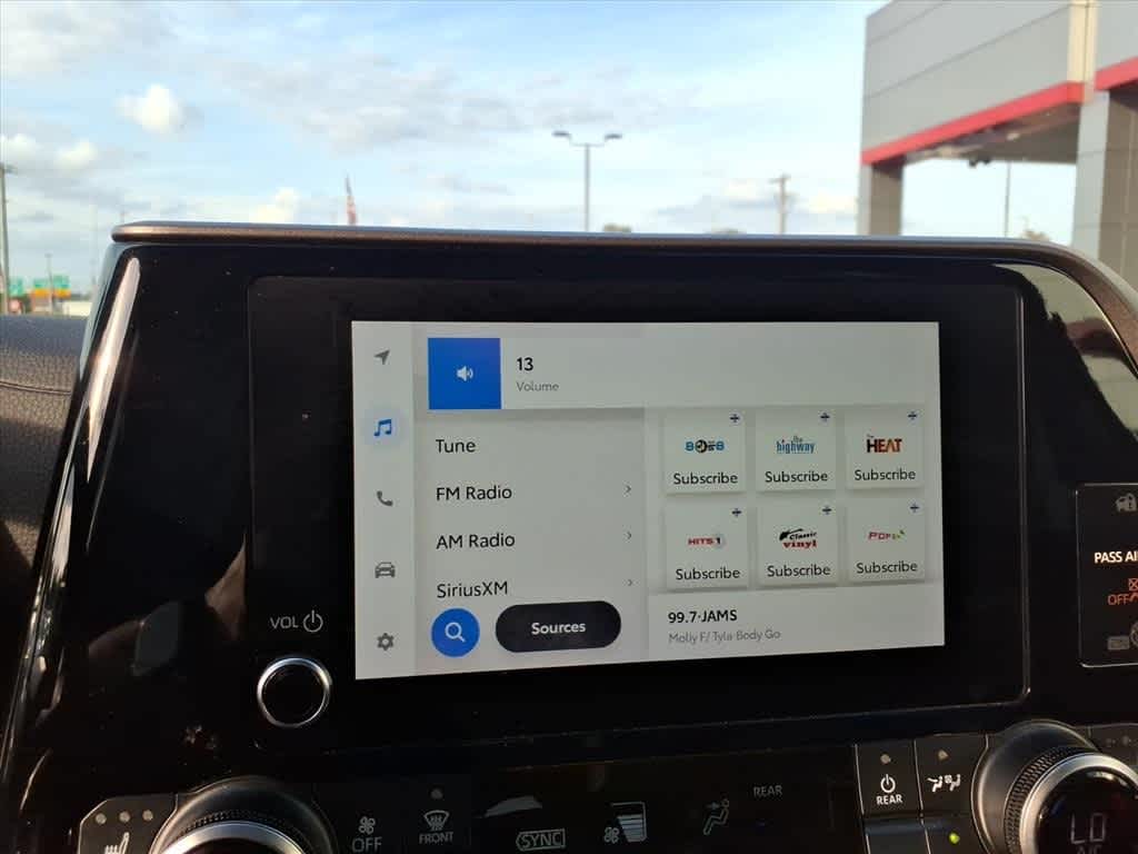 Thumbnail: 2023 Toyota Highlander - 19