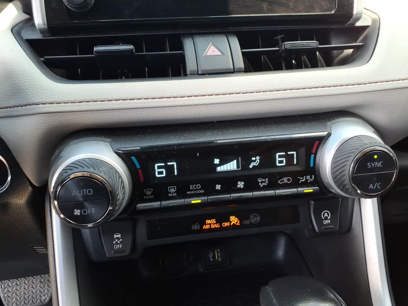 Thumbnail: 2023 Toyota RAV4 - 20