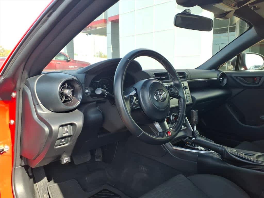 Thumbnail: 2024 Toyota GR86 - 9