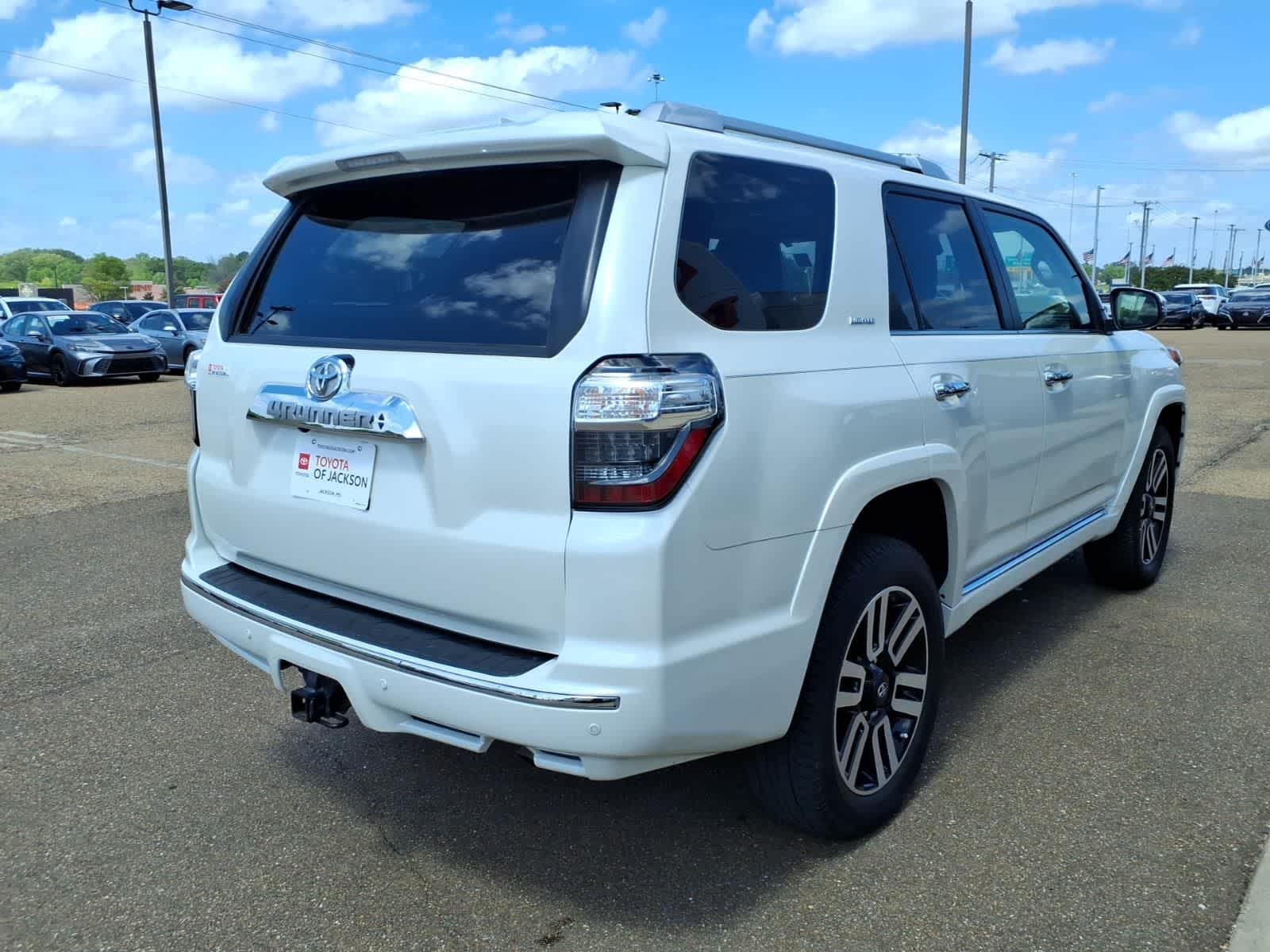 Thumbnail: 2023 Toyota 4Runner - 5