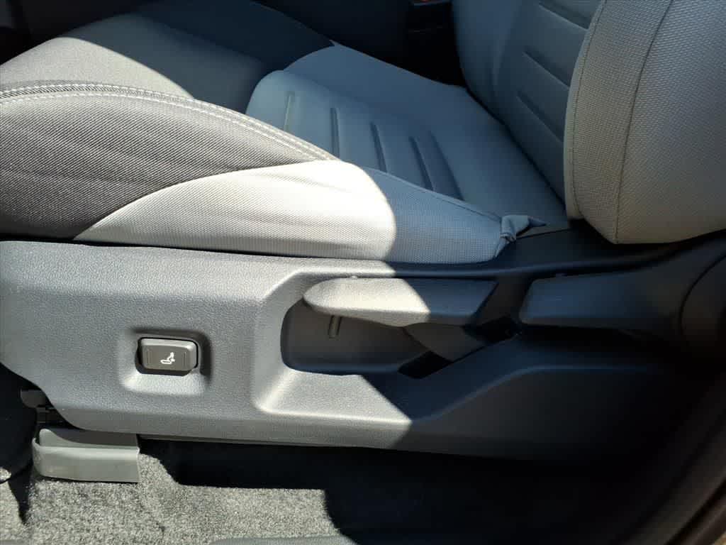 Thumbnail: 2025 Toyota Tacoma - 11