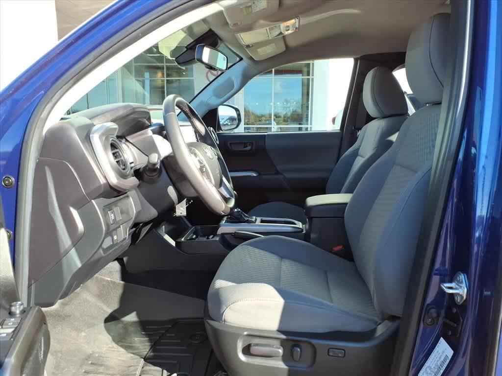 Thumbnail: 2022 Toyota Tacoma - 25