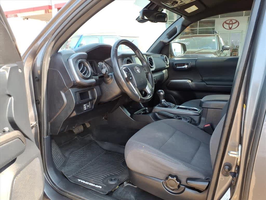 Thumbnail: 2018 Toyota Tacoma - 26