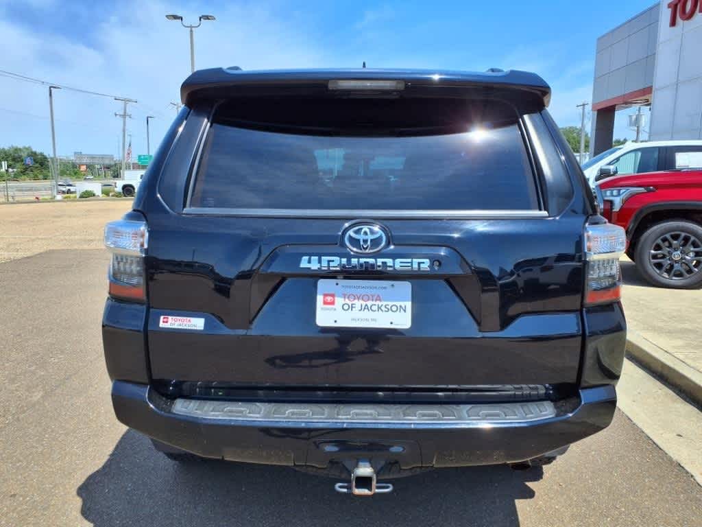 Thumbnail: 2019 Toyota 4Runner - 6