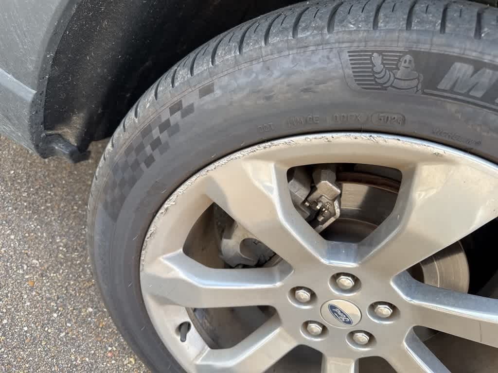 Thumbnail: 2020 Ford Explorer - 5