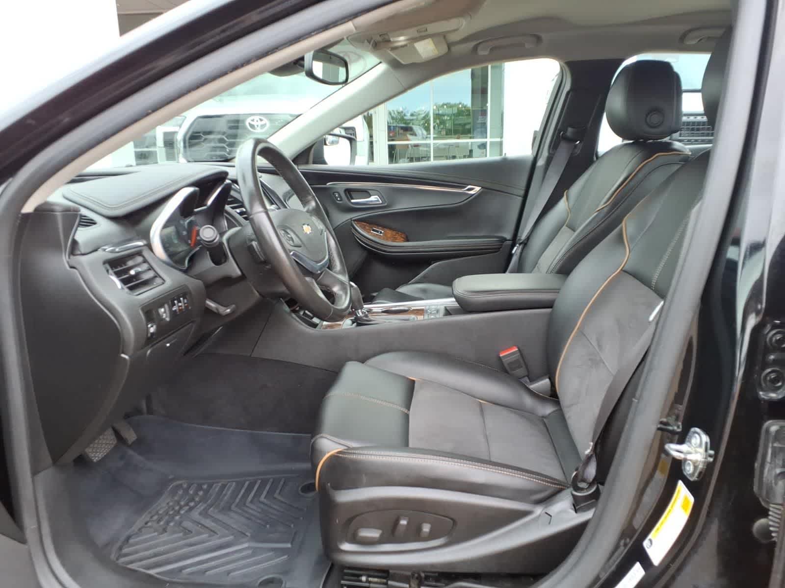 Thumbnail: 2014 Chevrolet Impala - 24