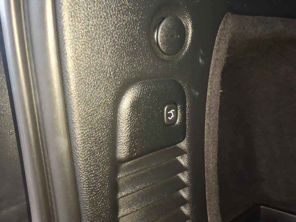 Thumbnail: 2022 Dodge Durango - 9