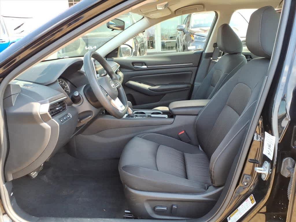 Thumbnail: 2024 Nissan Altima - 24