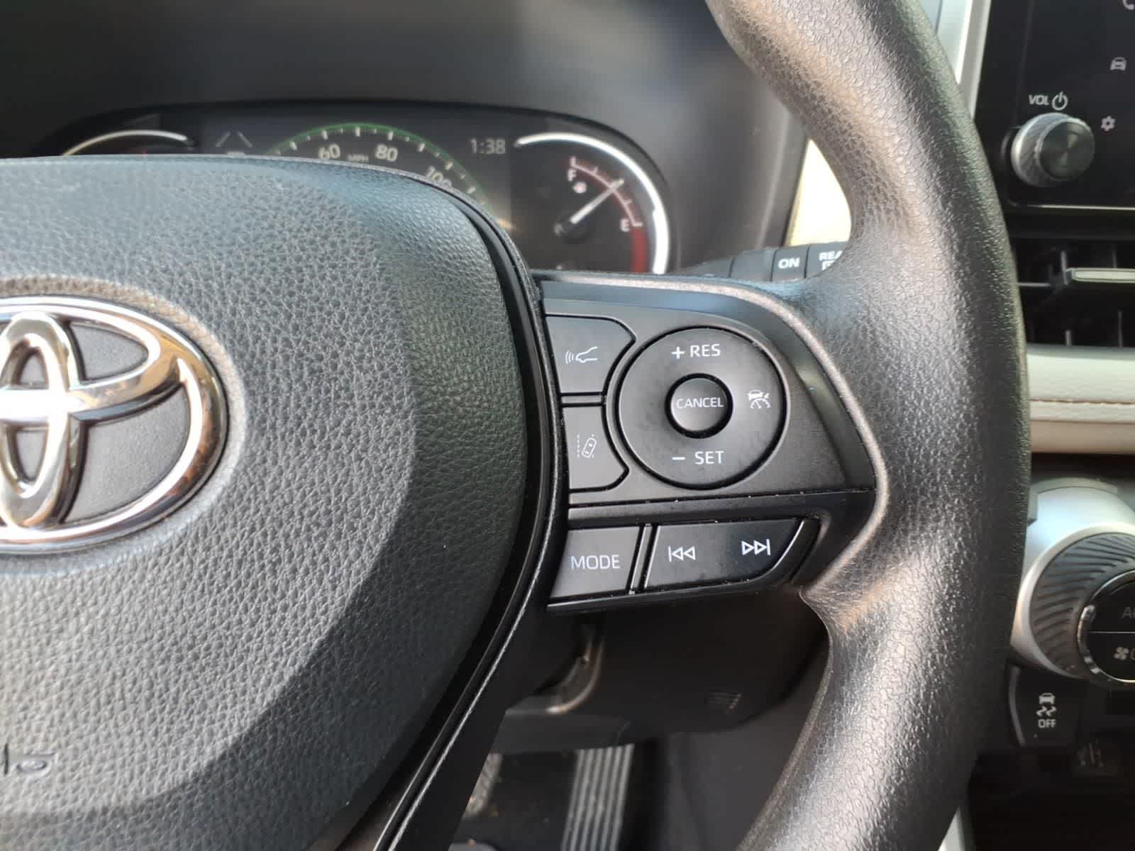 Thumbnail: 2023 Toyota RAV4 - 16