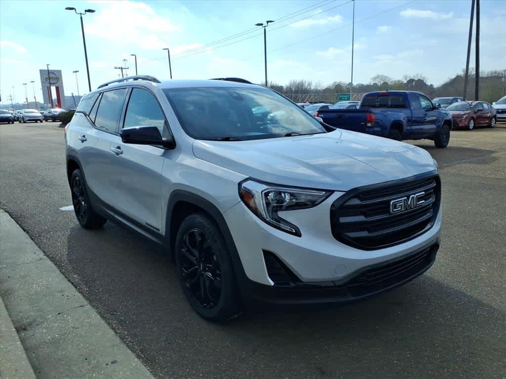 Thumbnail: 2020 GMC Terrain - 3