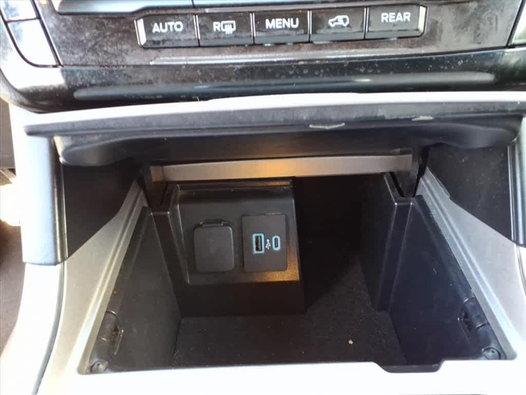 Thumbnail: 2023 Ford Explorer - 21