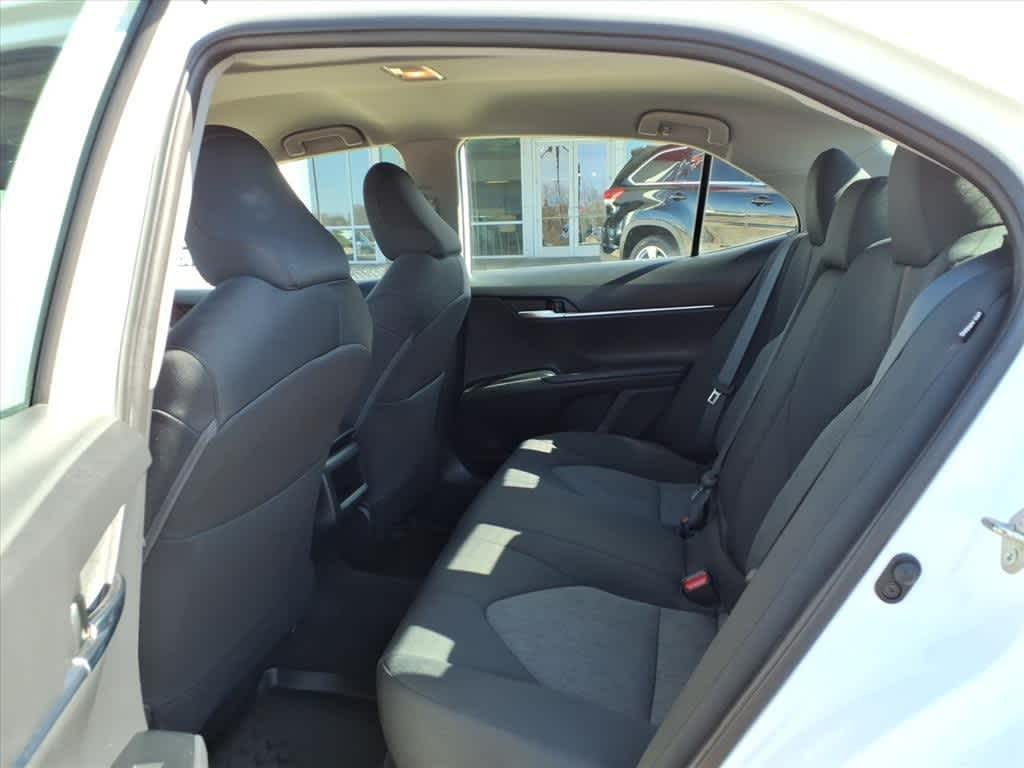 Thumbnail: 2019 Toyota Camry - 27