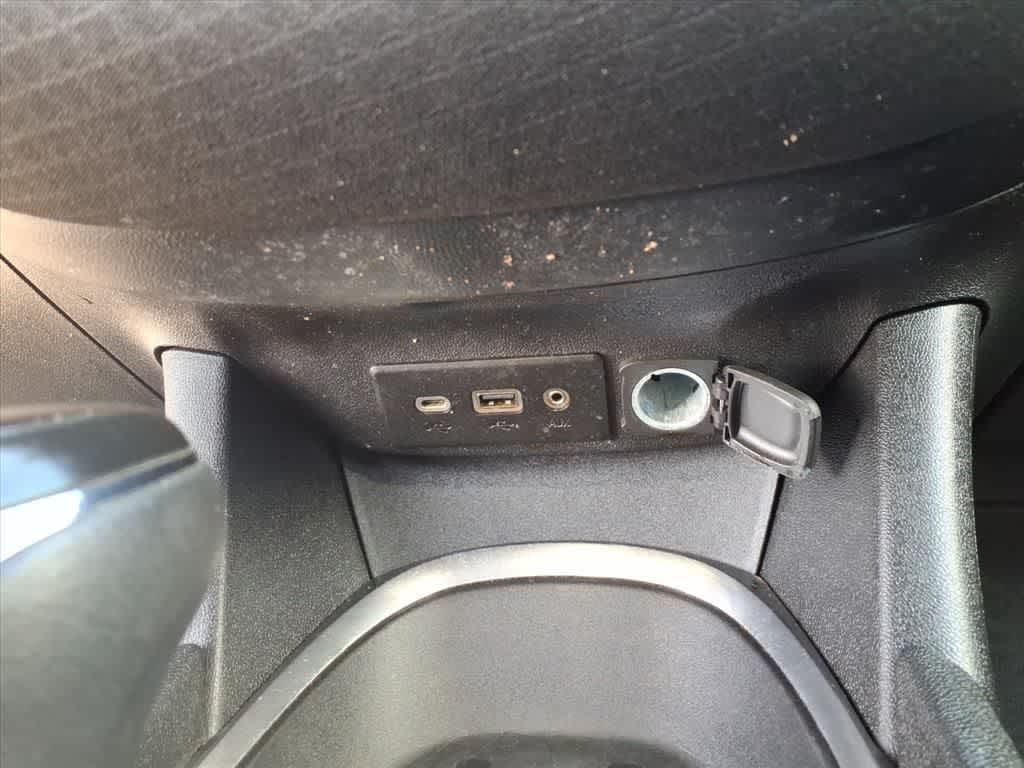 Thumbnail: 2020 Chevrolet Malibu - 21