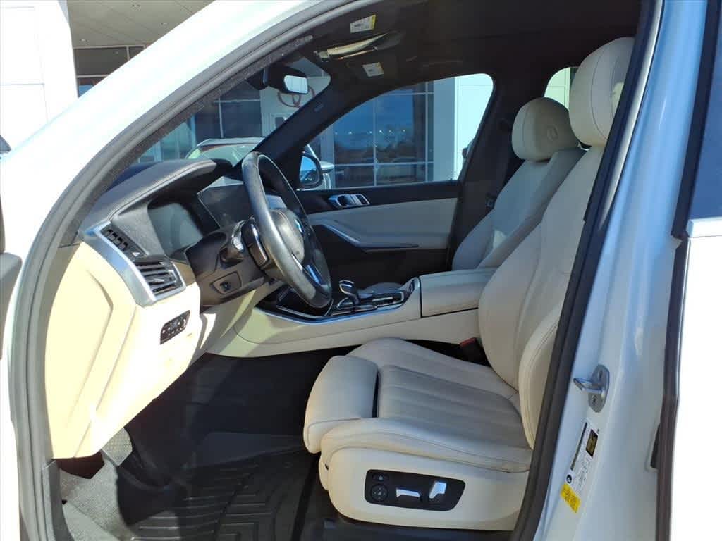 Thumbnail: 2021 BMW X5 - 24