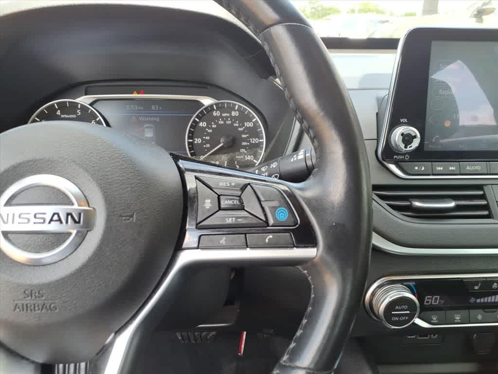 Thumbnail: 2019 Nissan Altima - 15