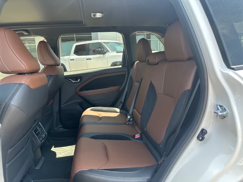2025 Subaru Forester Touring 28