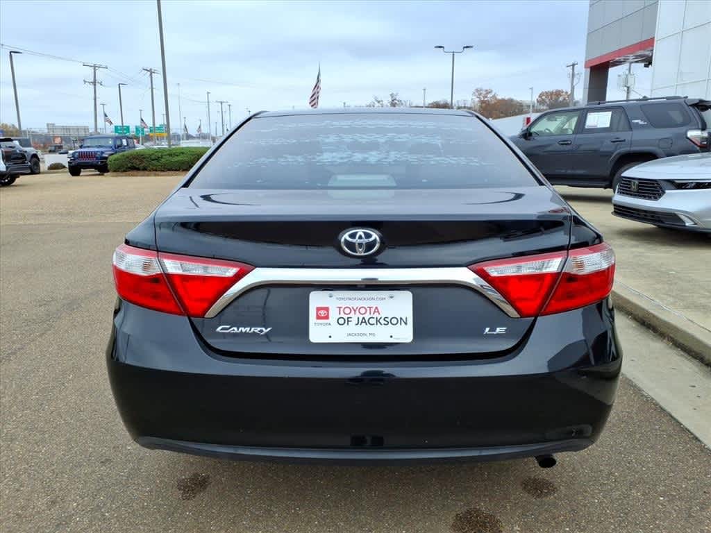 Thumbnail: 2015 Toyota Camry - 6