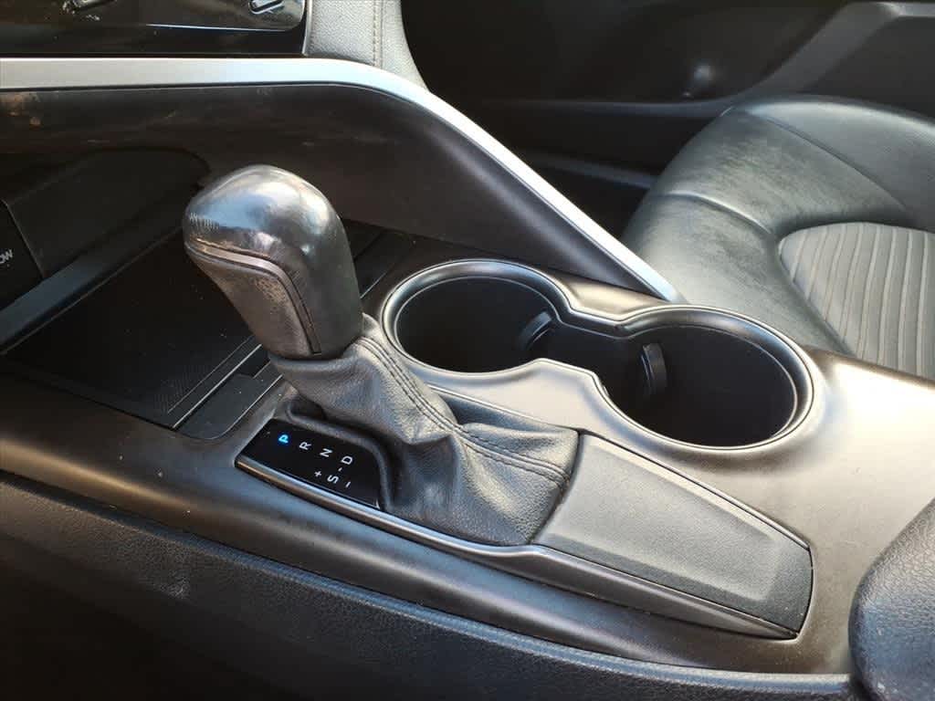 Thumbnail: 2021 Toyota Camry - 21