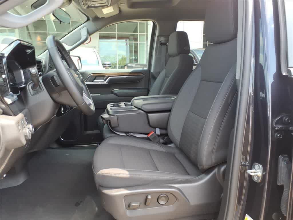 Thumbnail: 2024 Chevrolet Silverado 1500 - 25