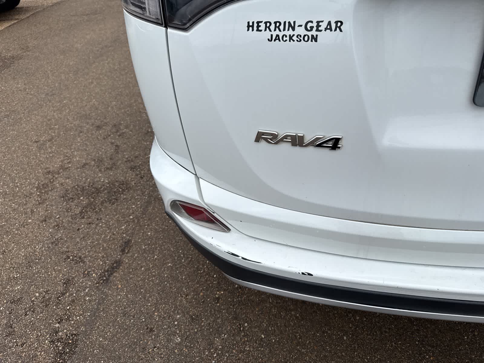 Thumbnail: 2016 Toyota RAV4 - 5