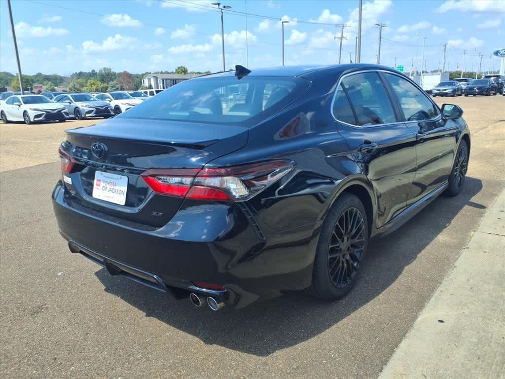 Thumbnail: 2023 Toyota Camry - 5