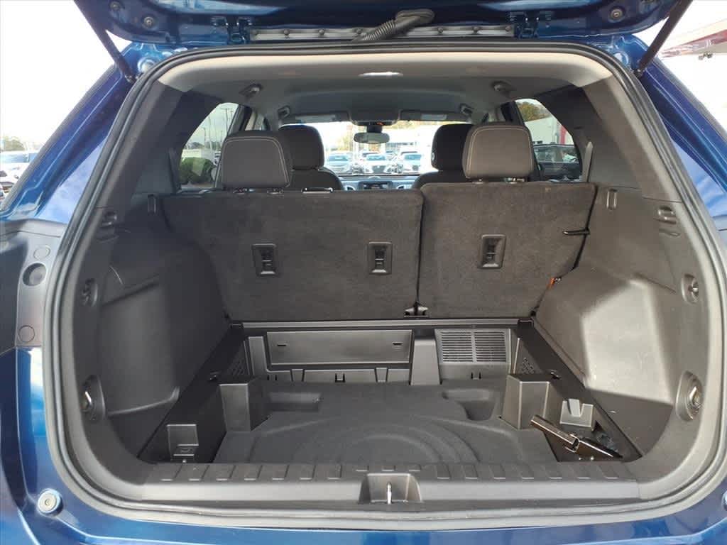 Thumbnail: 2022 Chevrolet Equinox - 8