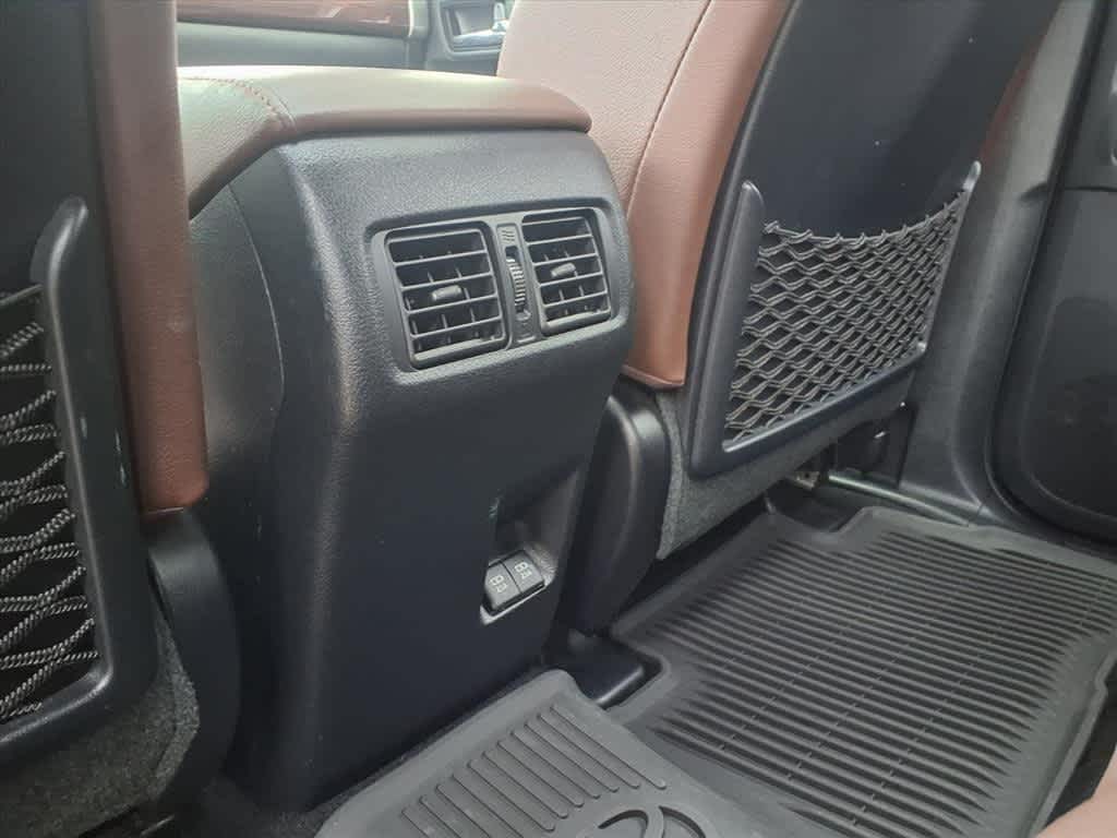 Thumbnail: 2022 Toyota 4Runner - 25