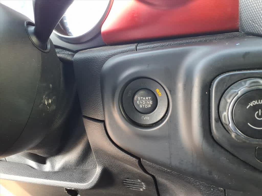 Thumbnail: 2018 Jeep Wrangler - 18