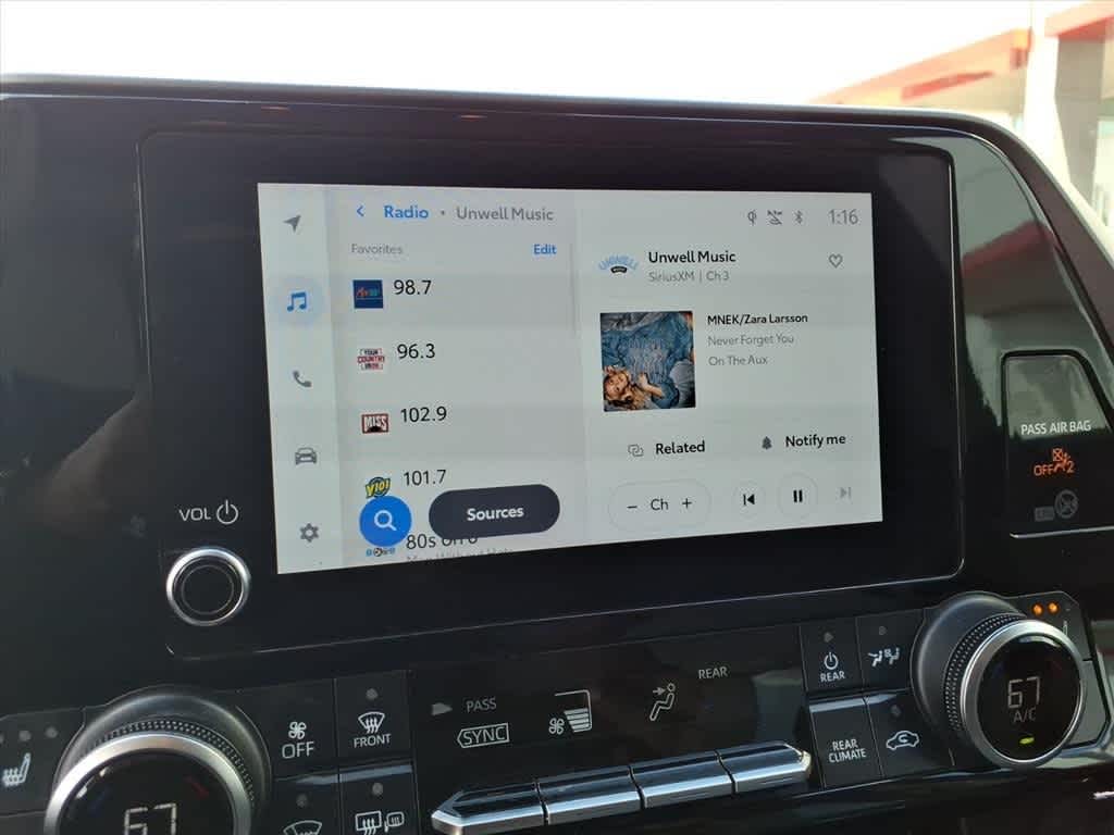 Thumbnail: 2024 Toyota Highlander - 19