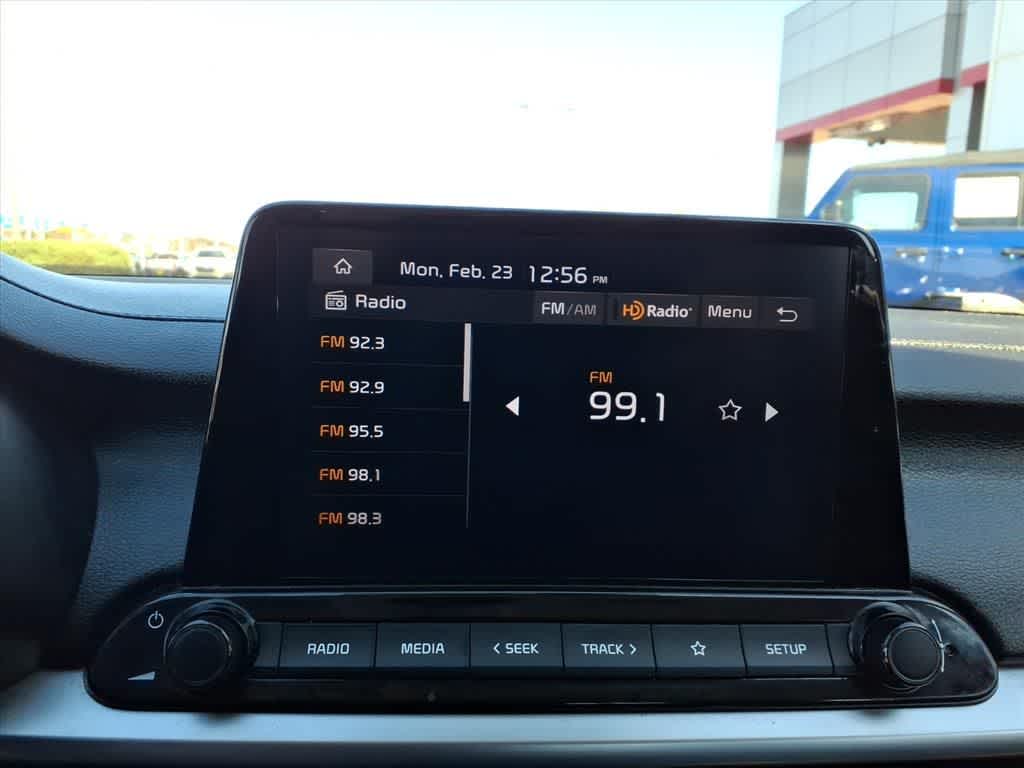 Thumbnail: 2023 Kia Forte - 17