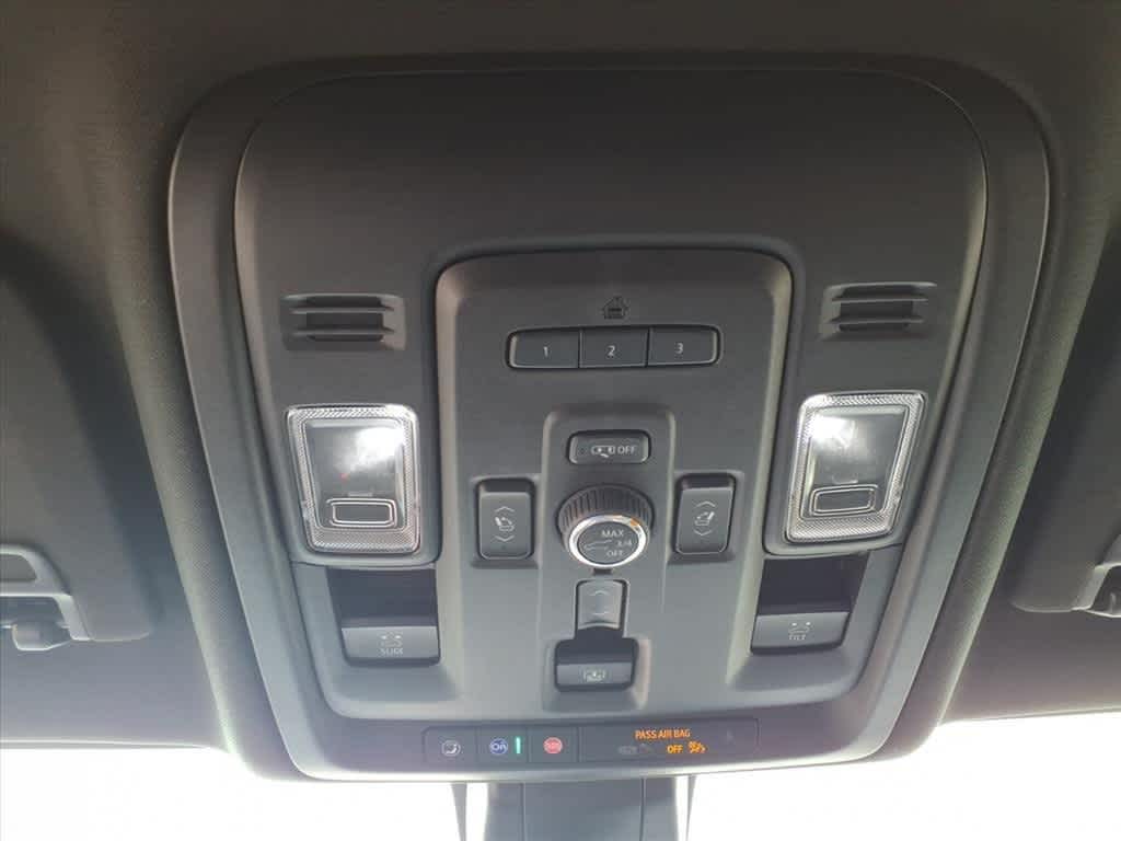 Thumbnail: 2022 GMC Yukon - 23