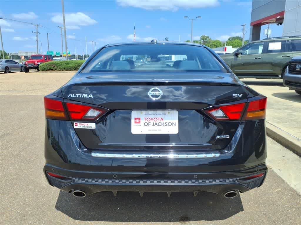 Thumbnail: 2019 Nissan Altima - 6